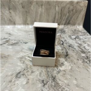 Pandora Ring